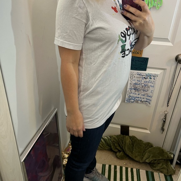 MY HAPPY PLACE DISNEY T TEE SHIRT EUC 775 WHITE COLORFUL - Picture 11 of 11